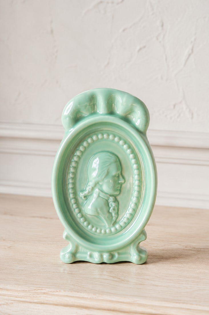 Pair of Pacific Clay Cameo Profile Ceramic Vases - 2
