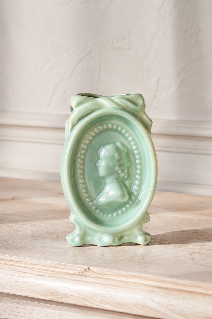 Pair of Pacific Clay Cameo Profile Ceramic Vases - 3