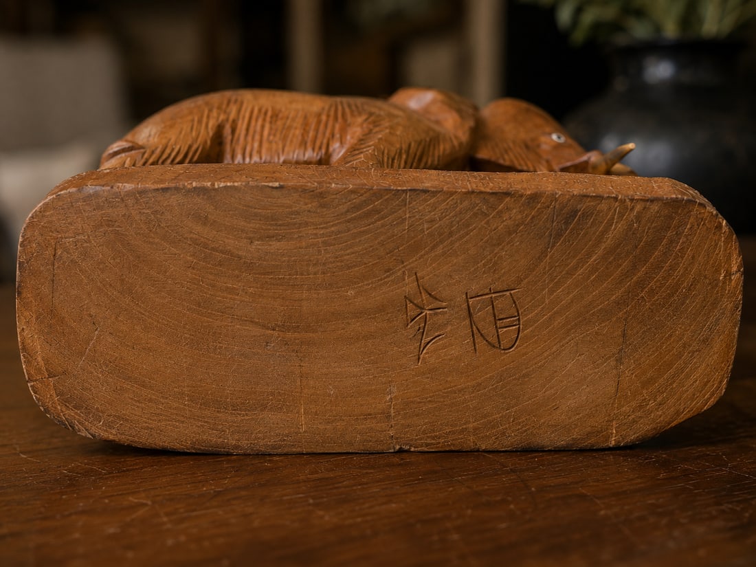 Vintage Hand-Carved Wooden Elephant Sculpture - 4