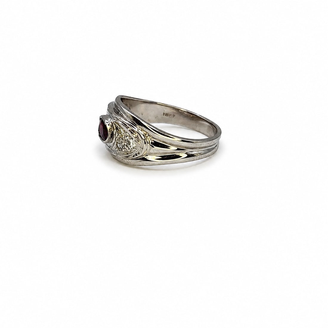 White gold ruby diamond ring - 2