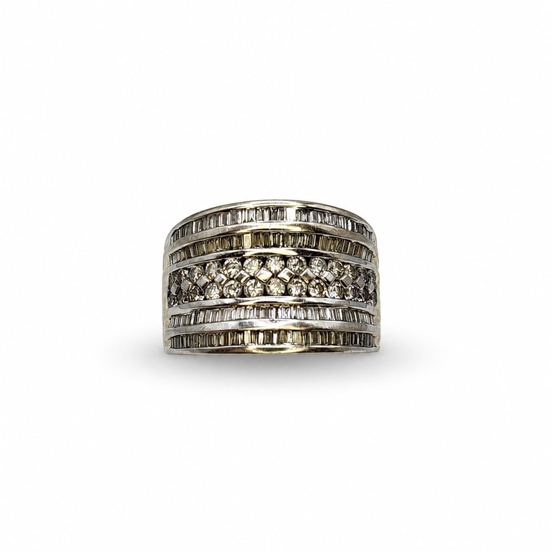 White gold diamond ring (1 of 4)
