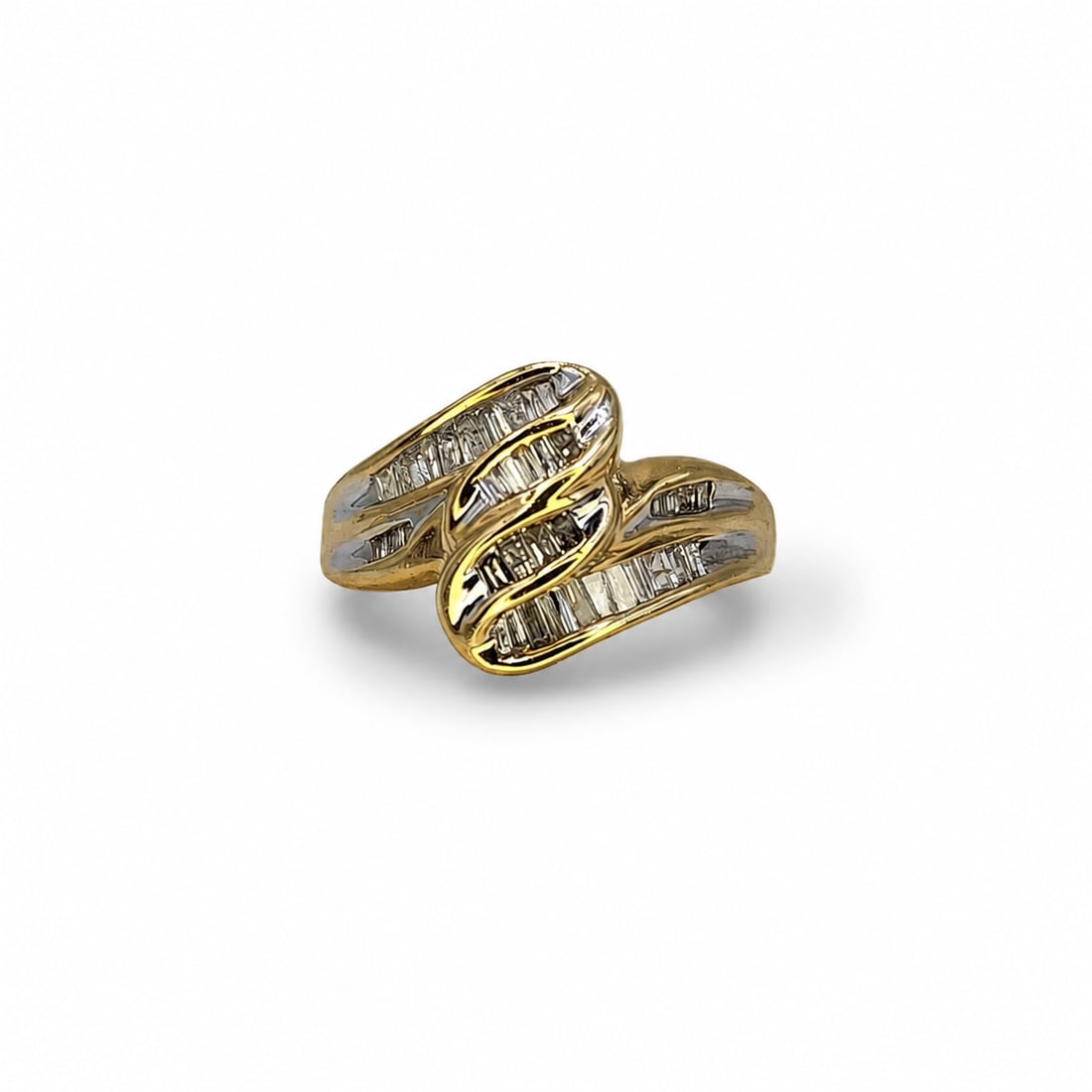 Yellow gold diamond ring (1 of 3)