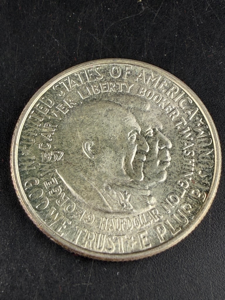 1952 USA George Washington Carver-Booker T Washington Silver Half Dollar (1 of 8)