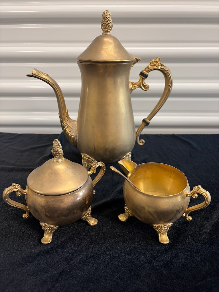 Vintage Gold-Plated Made in Hong Kong Tea Set with Intricate Details (1 of 6)