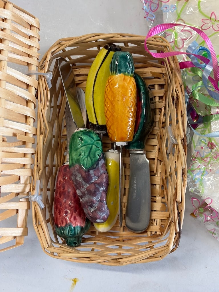 Vintage Holiday Kitchenware Set - 2