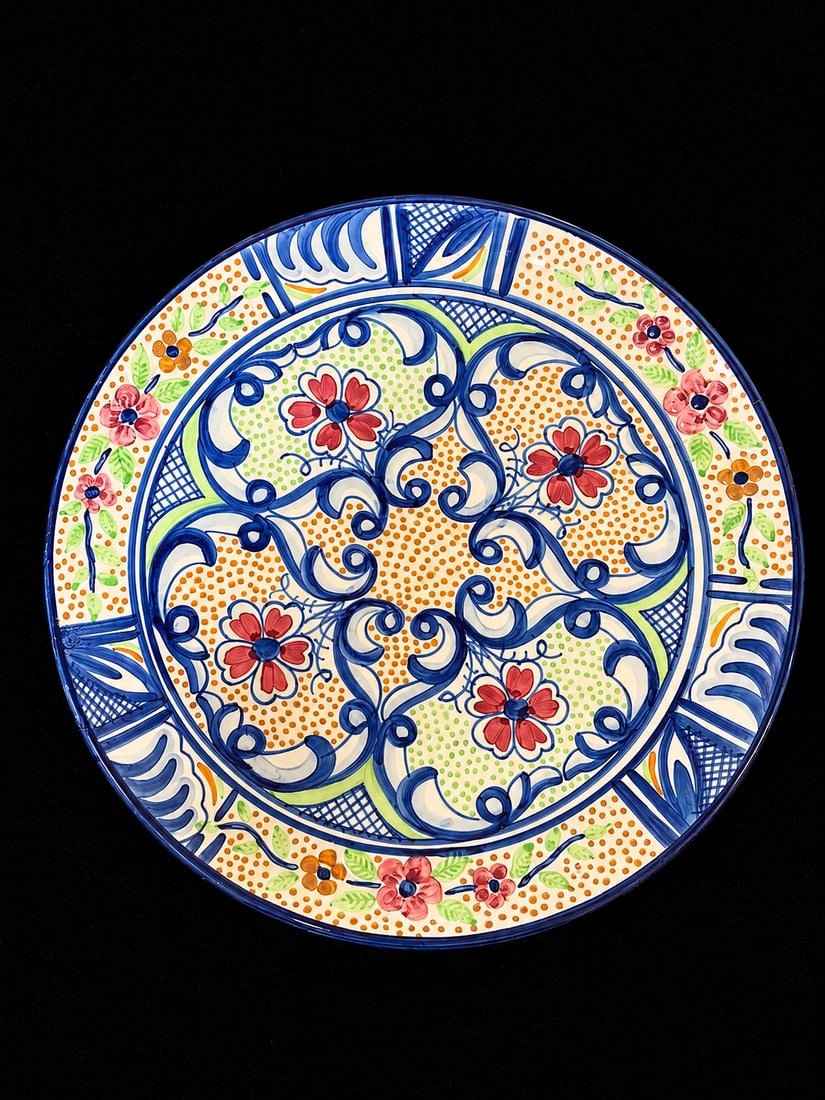 Large Hand-Painted Italian-Style Majolica Floral Pottery Charger (1 of 7)