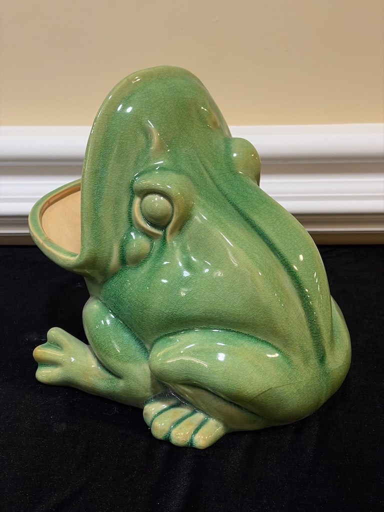 Vintage Green Frog Planter - 3