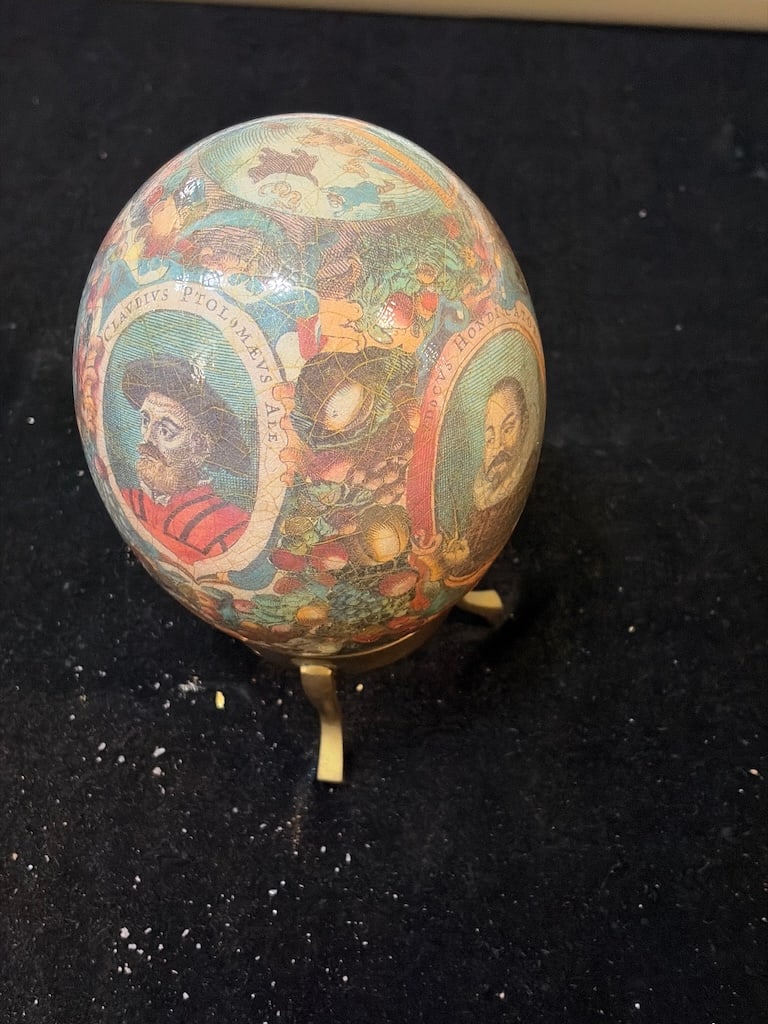 Large Julius Caesar Roman Decorative Egg on Solid Brass Stand - 3