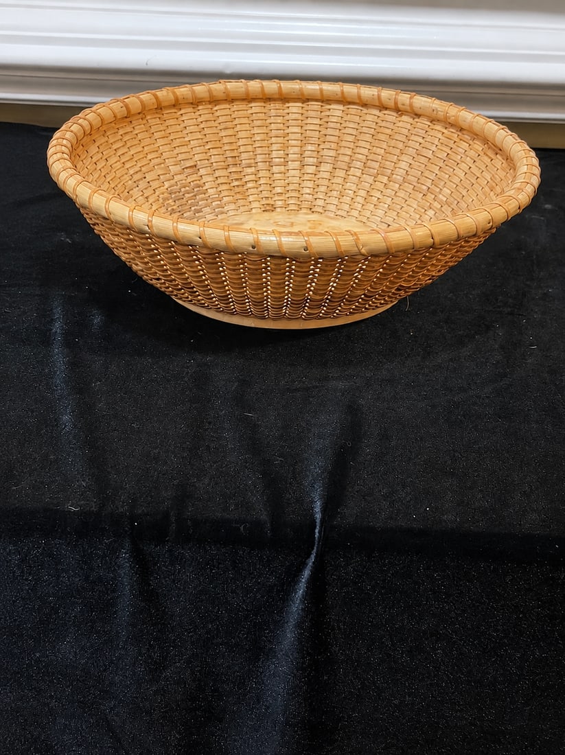 Vintage Handwoven Oval Basket with Wooden Base – Nantucket Style (1 of 4)