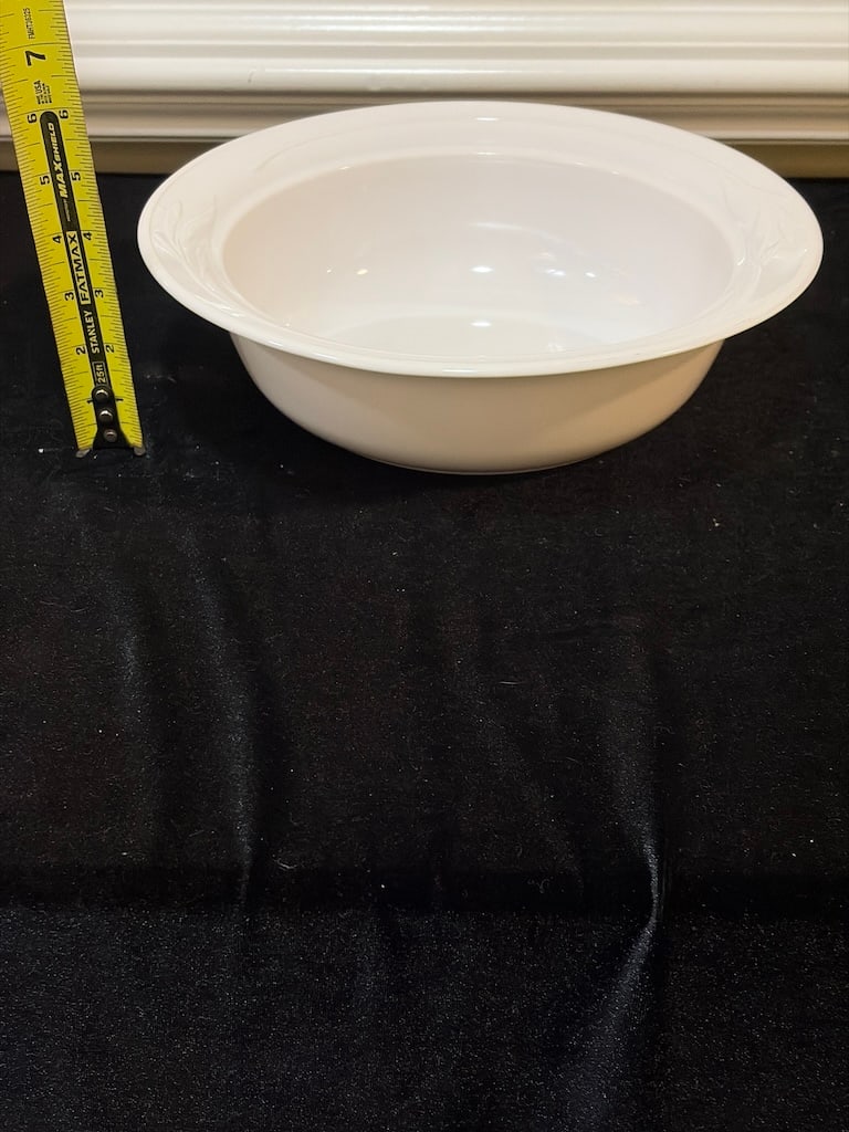 CorningWare White Embossed Round Serving / Casserole Dish - 2