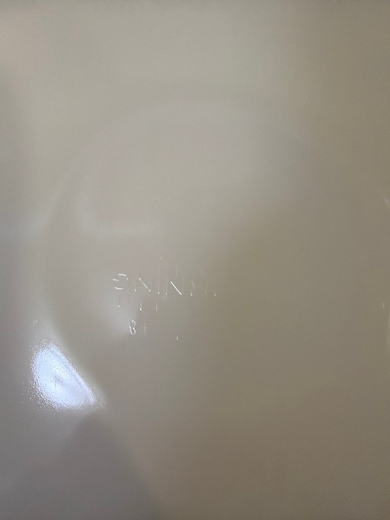 CorningWare White Embossed Round Serving / Casserole Dish - 4