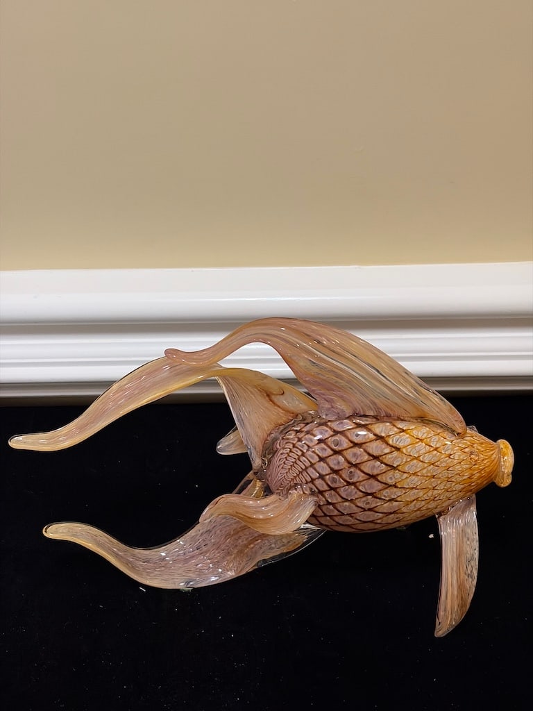 Large Vintage Murano Style Hand-Blown Art Glass Koi Fish Sculpture – 20”: "Large Vintage Murano Style Hand-Blown Art Glass Koi Fish Sculpture – 20”Large vintage hand-blown art glass koi/goldfish sculpture featuring an amber and pale pink body, individually formed