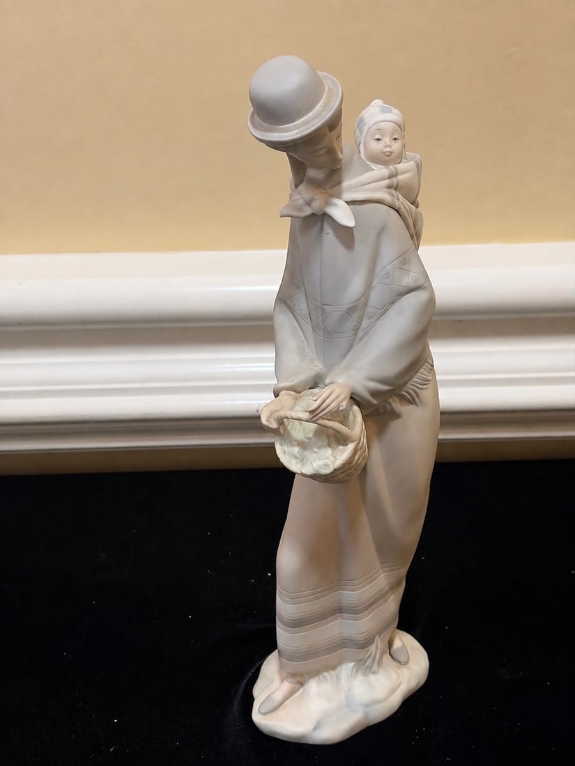 Vintage Lladró Porcelain Woman with Child Figurine, Spain – Approx. 14” (1 of 5)