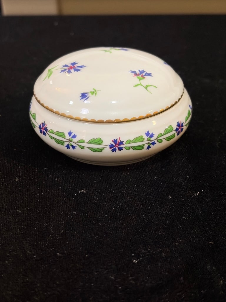 Tiffany & Co. Limoges France “Villandry” Porcelain Trinket Box (1 of 4)