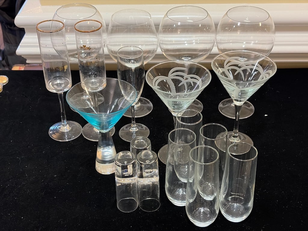Assorted Elegant Glassware Set (1 of 2)