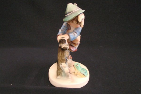 Hummel Figurine "Retreat to Safety" #201, TM 2, Boo: 96: Hummel Figurine "Retreat to Safety" #201, TM2, Book Value $650-750.