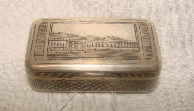 Russian Niello Silver Pill Box. 2.25" l x 1.25" w.: Russian Niello Silver Pill Box. 2.25" l x 1.25" w. x .75"h. Auction Estimate: $200-400.
