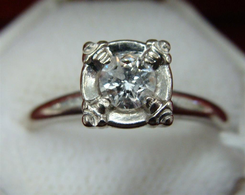 14K White Gold Diamond Solitaire Ring, 1/3 ct: 14K White Gold Diamond Solitaire Ring, Beautiful 1/3 carat Diamond. Size 6.5; 2.6 Grams Auction Estimate $300-500.