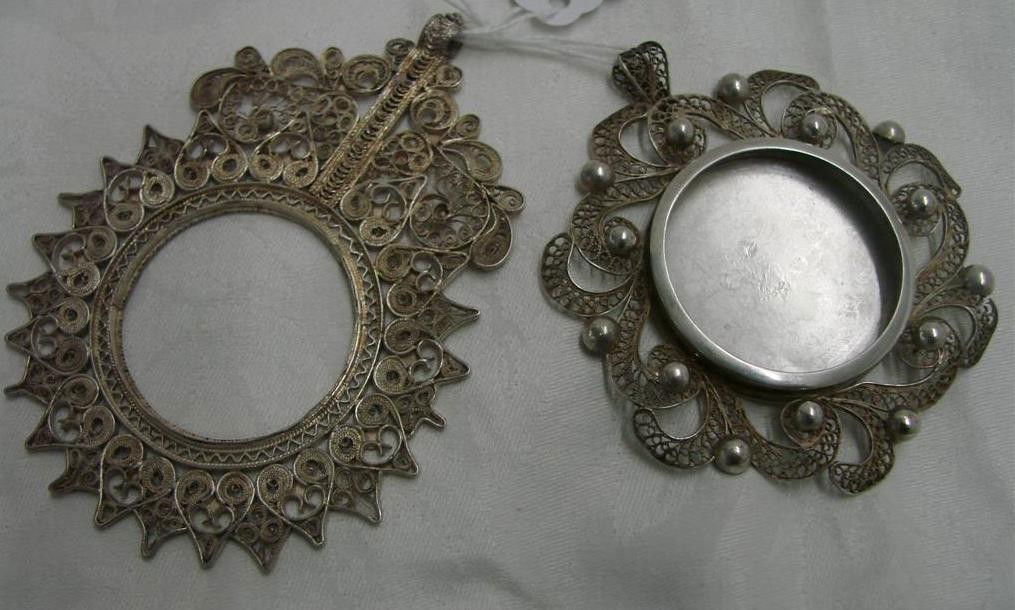 2 Antique European .800 Silver Picture Frames: 2 Antique European Silver Picture Frames: (Guaranteed to be at least .800 Silver). One is Round with Pierced and Beaded Design and has a Loop At Top (3" diameter). The Other is a Lovely Filigree Desig