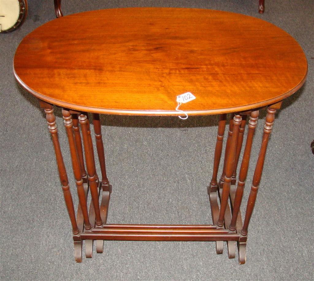 3 Mahogany Nesting Tables by Imperial Furnitu: 3 Mahogany Nesting Tables by Imperial Furniture Co, Grand Rapids, MI Circa 1940's. Auction Estimate: $100-200.
