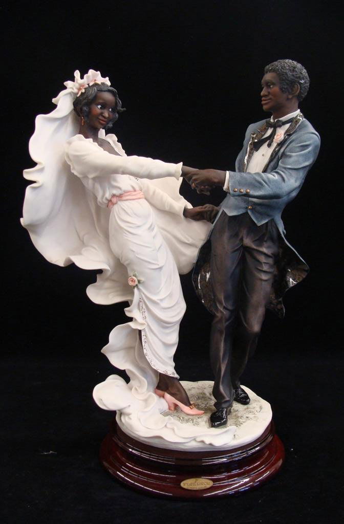 Giuseppe Armani Figurine Wedding Waltz 501C. AP Artis