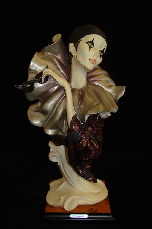 Giuseppe Armani Figurine: Masquerade #527C. Depicts Bus: Giuseppe Armani Figurine: Masquerade #527C. Depicts Bust of Pierrot with a Mask. 14" Ht. box & COA. Auction Estimate: $500-700.