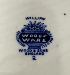 Blue Willow transferware grouping - 7