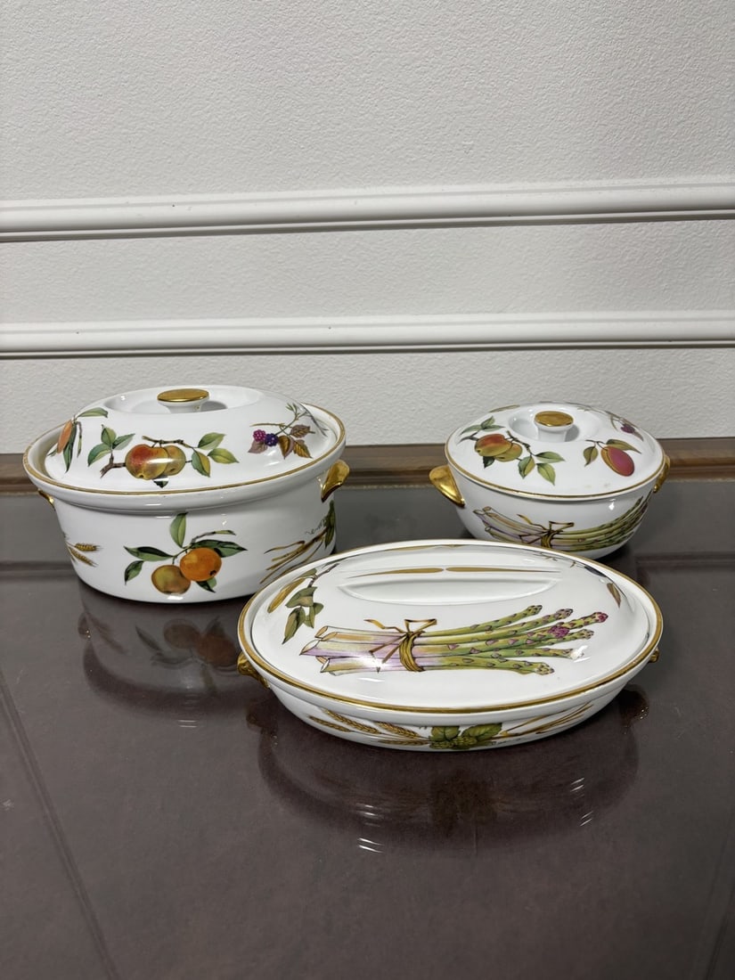 Royal Worcester Evesham Gold - 4