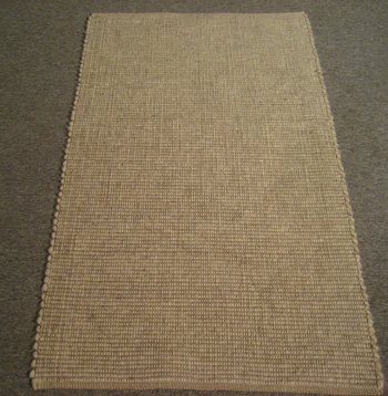 Tetons Rag Rug from Capel Co.: Tetons Rag Rug from Capel Co. ORIGIN: USA MATERIAL: Wool & Jute COLORS: ivory DETAILS: power-loomed SIZE: 3' x 5'
