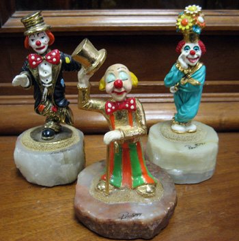 Three limited edition Ron Lee clown figurines: Three Ron Lee limited edition clown figurines, "Get the Message", CCG4, "Chip off the Old Block", #CCG8 and "New Darby Tipping Hat, #L310 - all approximately 5-1/2" high.