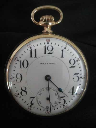 Waltham gold filled open face pocket watch: Waltham gold filled open face pocket watch, movement marked Vanguard Waltham Mass 23 jewels #22019796, in Illinois watch case - The piece appears to be in working order. However, due to the age, we ca