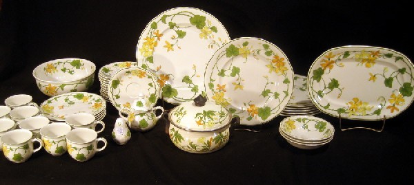 41 Pcs Villeroy & Boch "Geranium" pattern: Villeroy & Boch "Geranium" pattern dinnerware: 6 dinner plates, 5 salad plates, 9 cups, 12 saucers, 3 sauce dishes, round bowl, 2 platters, lidded sugar, salt shaker and lidded metal saucepan - one di
