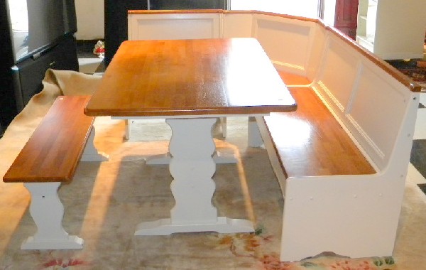 Henredon Breakfast Set: Table, "L" Bench & Bench : Modern Henredon breakfast set including rectangular top table, "L" shaped bench, standard bench (all with white painted bases) - modern.