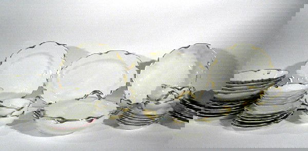 44 pc. Haviland Limoges China Dinnerware Set: Haviland Limoges dinnerware: 6 dinner plates (2 chipped), 6 salad plates(2 chipped), 6 bread plates (1 chipped), 6 sauce dishes (1 chipped), 5 soup bowls (1 chipped), 6 cups (1 chipped,1 cracked), 6 s