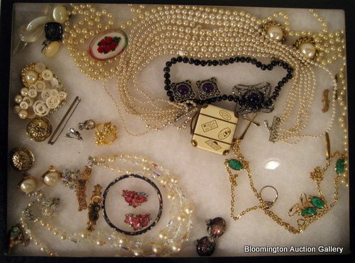 Lot of Vintage Costume Jewelry w/Designer Pieces w/case: Collection of vintage costume jewelry including designer pieces in glass top display case ***PLEASE NOTE, EXPRESS SHIPPING AVAILABLE FOR THIS ITEM: For an additional handling fee of $15.00, this item 