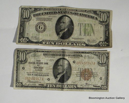 2 US 10 Dollar Bills - 1928c & 1929 Fed. Res. of Chicag: Two US Ten Dollar Bills - 1928c (with a tear) and 1929 marked "The Federal Reserve Bank of Chicago, IL" ***PLEASE NOTE, EXPRESS SHIPPING AVAILABLE FOR THIS ITEM: For an additional handling fee of $15.