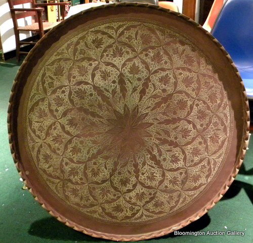 Large Hammered Copper Tray w/Leaf Design Pie Crust: Large hammered copper tray with leaf design pie crust edge, 39.5" diameter - 25 pounds!! Vintage ***PLEASE NOTE: FREE SHIPPING for FURNITURE PURCHASES $2,500 and GREATER to Central Pennsylvania & New 
