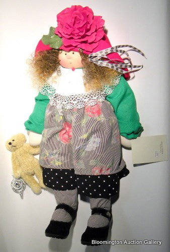 Little Souls Doll: "Dee Dee": Little Souls Doll: "Dee Dee" (24" high) This is a Handmade Doll.