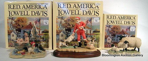 3 Lowell Davis Figurines - Missouri Spring,...,....: 3 Lowell Davis Figurines - Missouri Spring, X-Mas at Red Oak II, & Chicken Thief - w/Original Box . Animal Figurines