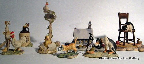 9 Small Lowell Davis Figurines - Animal themes : 9 Small Lowell Davis Figurines - Cat Napping, Water Jug, Fawn, False Alarm, Country Crooner, Bit Off More Than He Could Chew, Comfy, Think Big, Christmas at Red Oak - W/Original Boxes . Animal Figurin