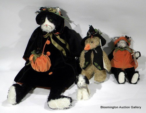 4 Bunnies By The Bay - Witch Hazel, Rascue, ........: 4 Bunnies By The Bay - Witch Hazel, Rascue, Itsy Bitsy, Emerson Quakvia - 26", 5", 12", & 13" high