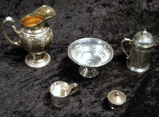 5 Sterling Silver Items: 5 Sterling silver items: Towle Pitcher, Wallace Arrow Smith Pedestal Bowl, Towle Cup, Revere Silversmith covered salt and Wallace Sugar Caster