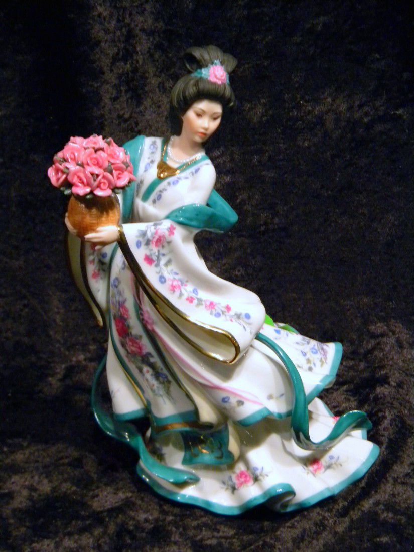 Danbury Mint Porcelain Figurine "The Rose Princess": The Danbury Mint porcelain figurine, "The Rose Princess", by Lena Liu, 9.5" high.