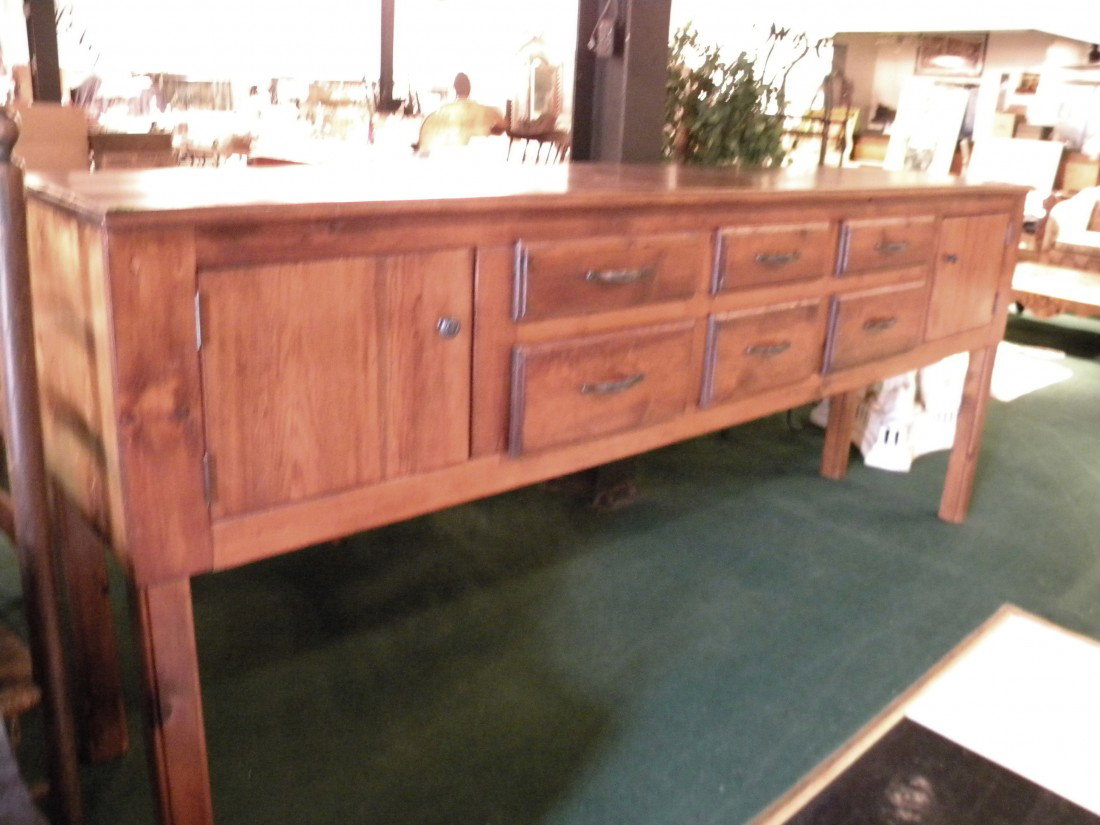 Mixed Wood Buffet/Sideboard: Mixed wood buffet/sideboard with 6 drawers and 2 doors, 95.5" long. Vintage. VERY GOOD CONDITION