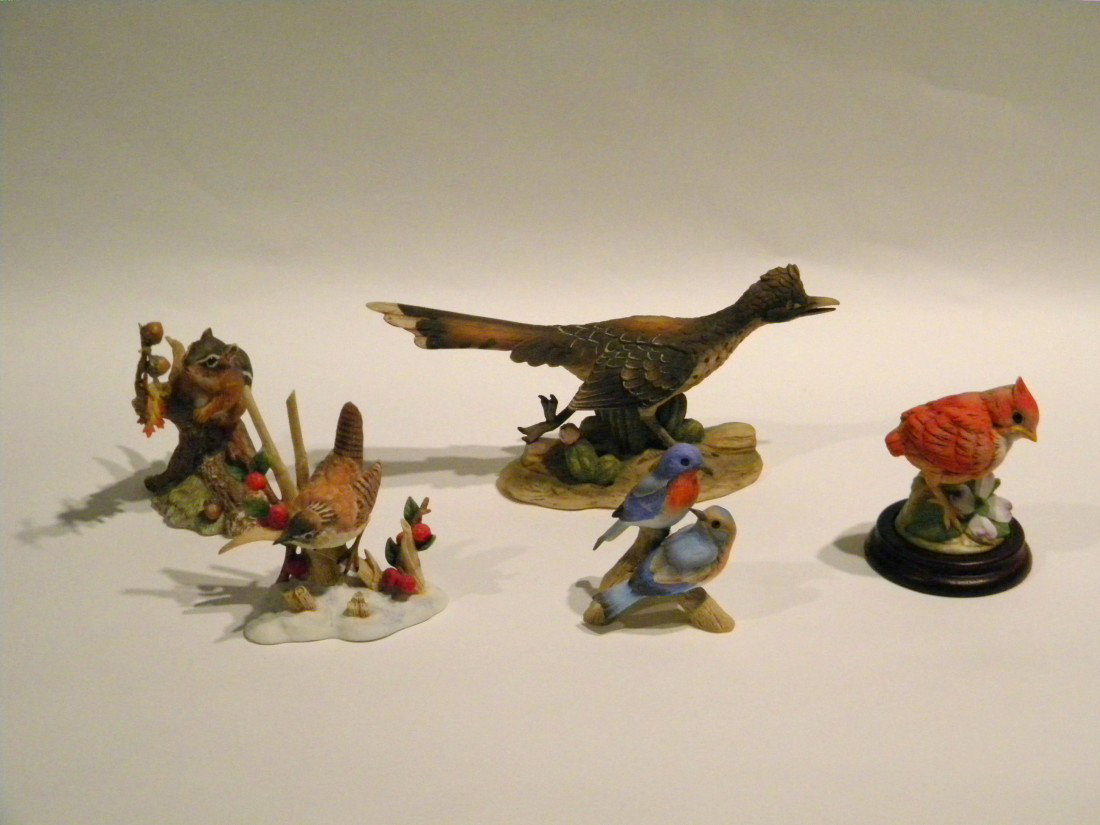 5 Porcelain Figurines: 2 Lenox & 3 Andrea: 5 Porcelain Figurines: Lenox "Autumn Adventure Eastern Chipmunk" - 4.75" high and "Marsh Wren" - 4.5" high and Andrea by Sadek Birds: "Roadrunner" - 4.75" high, 10" wide and Pair of "Bluebirds" #7954 