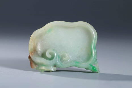 A Carved Jadeite Lingzhi-Form Brush Washer: A Carved Jadeite Lingzhi-Form Brush Washer 翡翠笔舔