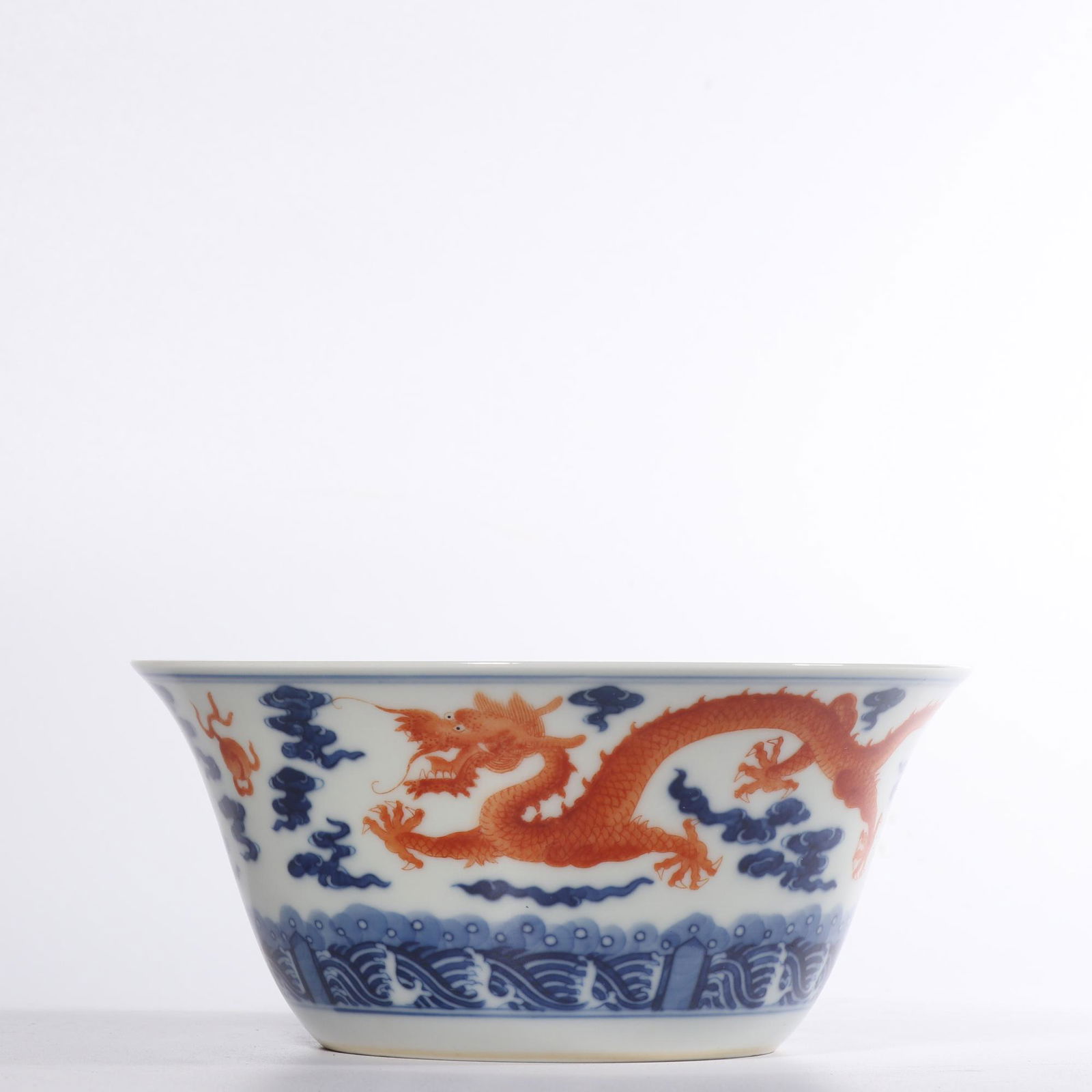 A COPPER-RED BLUE AND WHITE BOWL.MARK OF DAOGUANG (1 of 6)