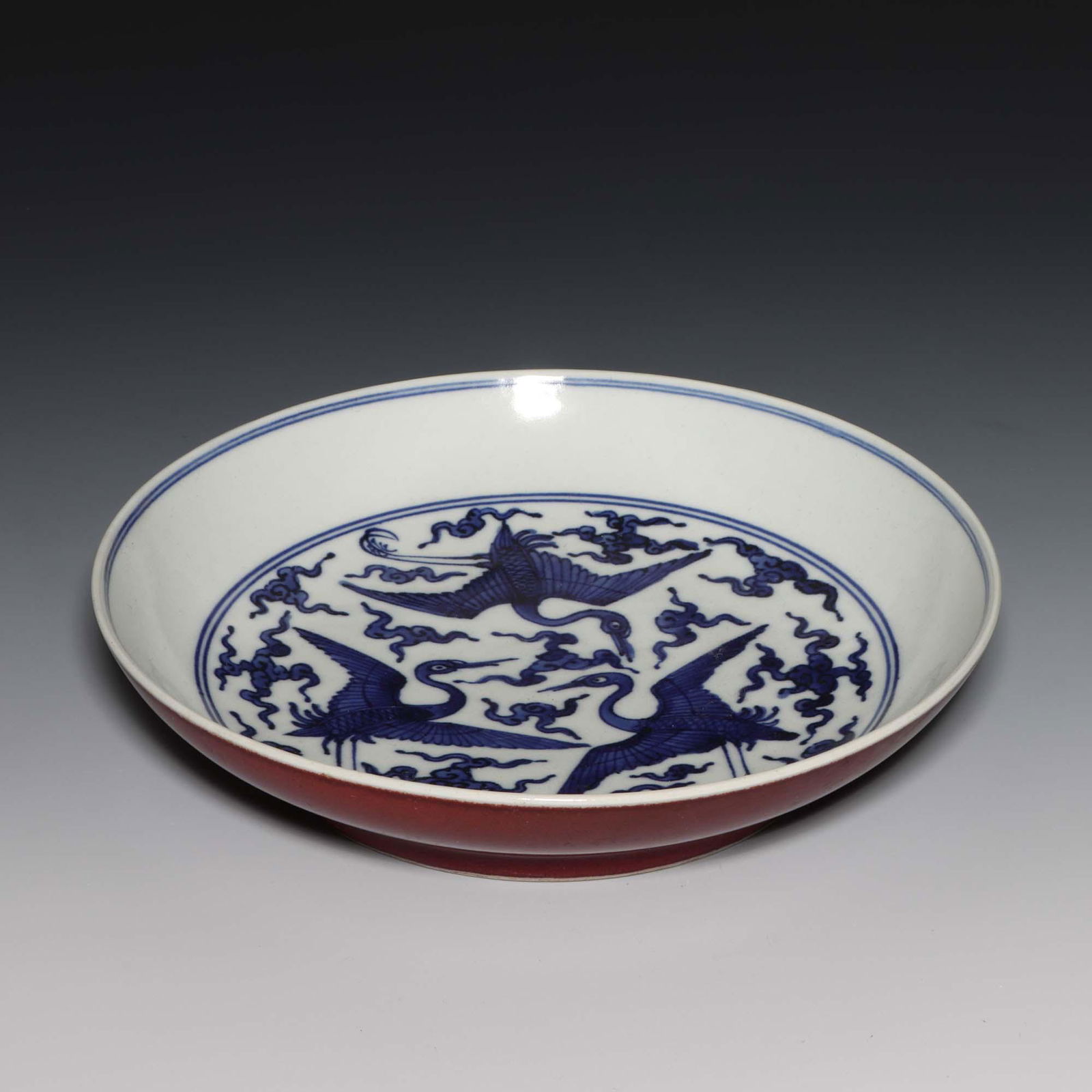 A BLUE AND WHITE 'GRANE' DISH.MARK OF JIAJING (1 of 10)
