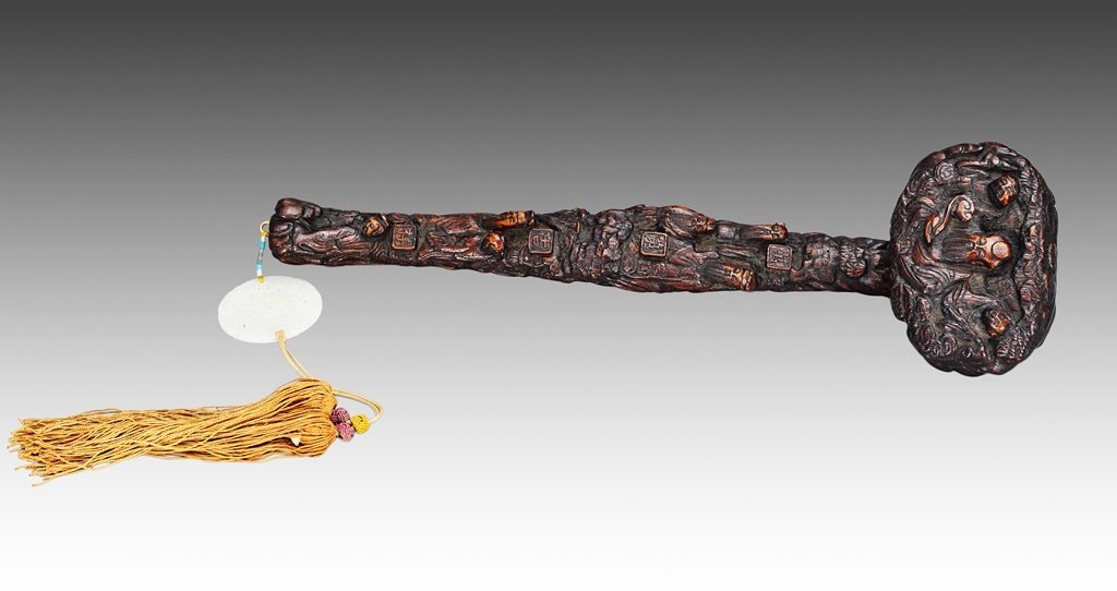 A TANXIANGMU RUYI SCEPTRE (1 of 7)