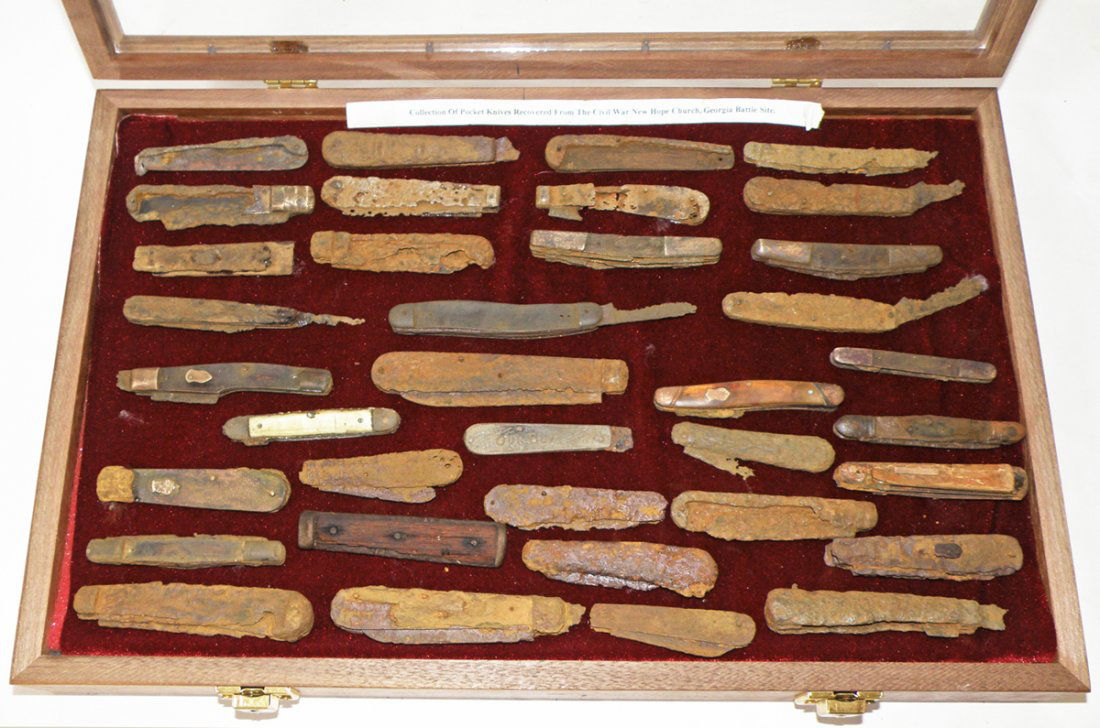 124 LARGE COLLECTION OF CIVIL WAR ERA POCKET KNIVES
